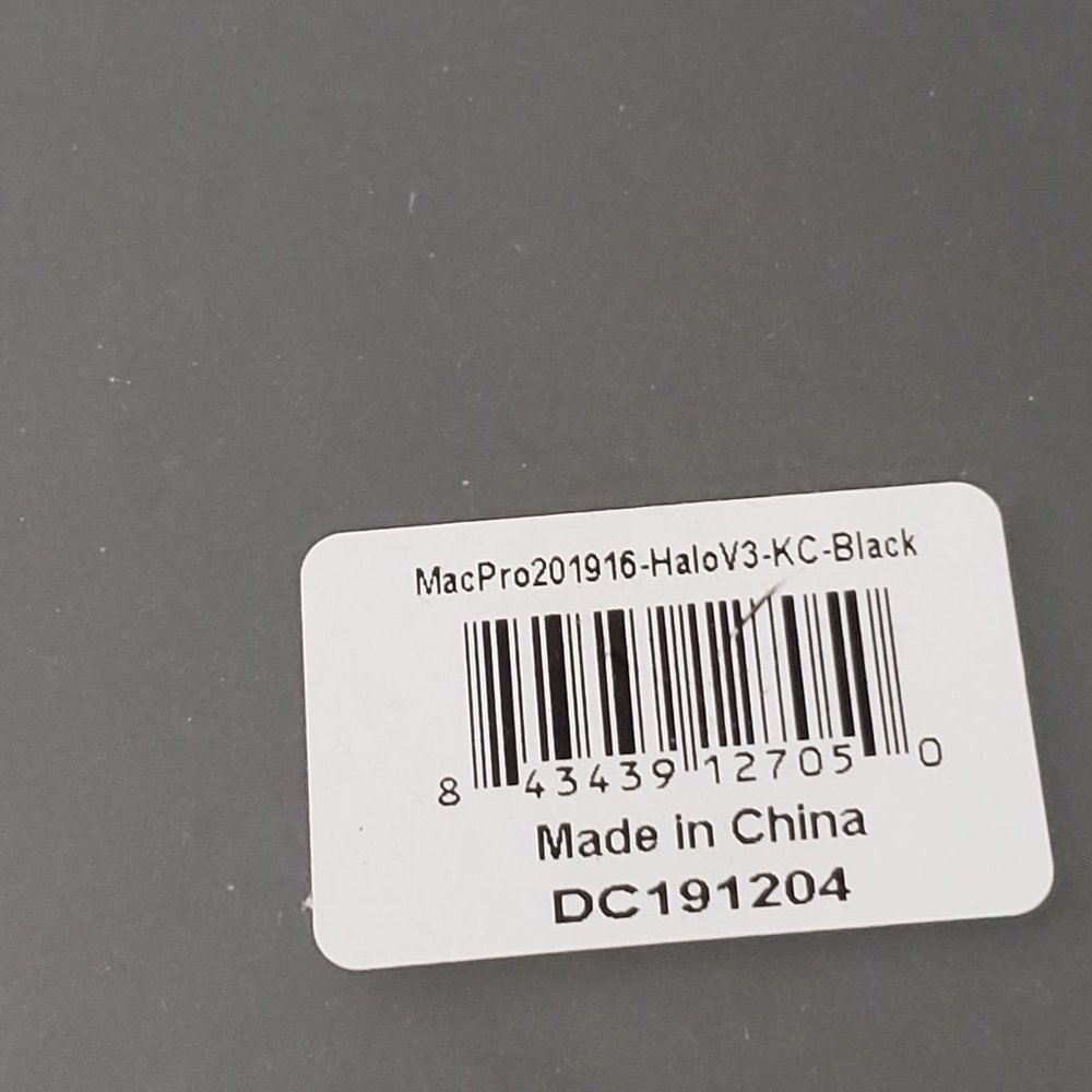 Macbook Pro 16" Protective Case New - Picture 2 of 5